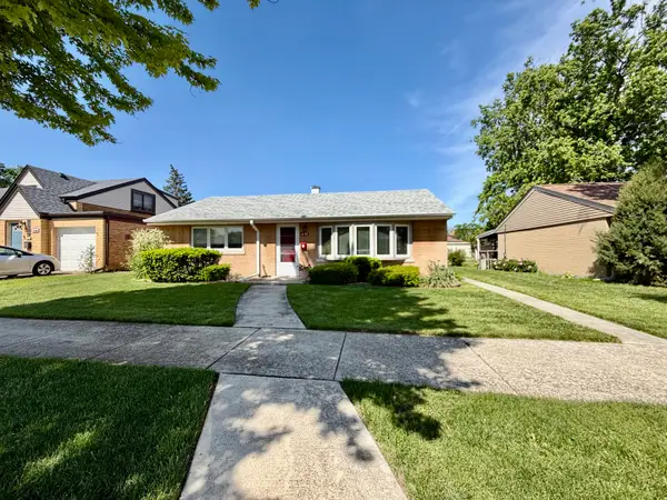 4138 Custer Avenue, Brookfield, IL 60513
