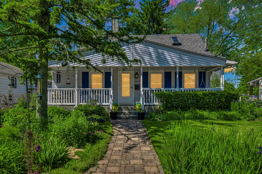 1322 Olive Road, Homewood, IL 60430 - #2