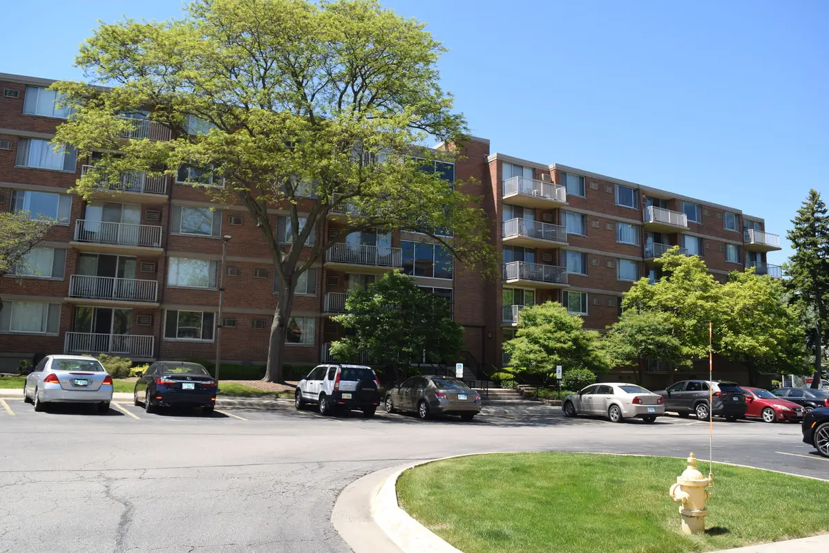 2222 S Stewart Avenue #1H, Lombard, IL 60148 - #1