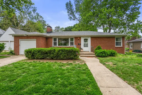 1117 W Union Street, Champaign, IL 61821
