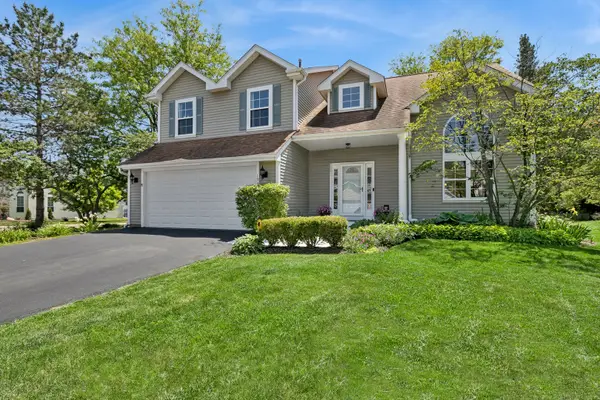 139 N Crooked Lake Lane, Lindenhurst, IL 60046
