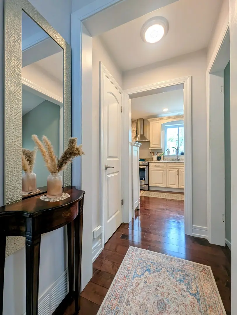 6833 N Lowell Avenue, Lincolnwood, IL 60712 - #2