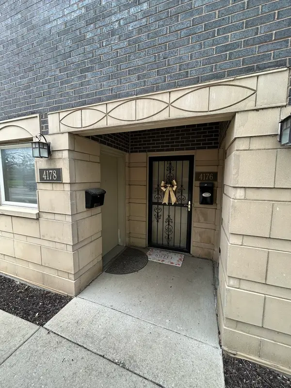 4178 S Drexel Boulevard #2, Chicago, IL 60653