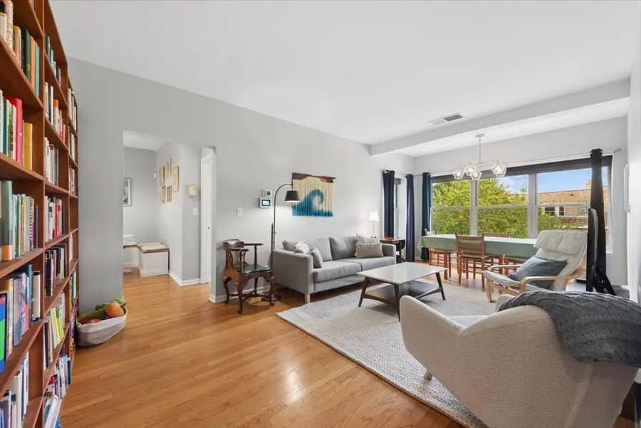 1241 W Rosemont Avenue #3W, Chicago, IL 60660 - #2