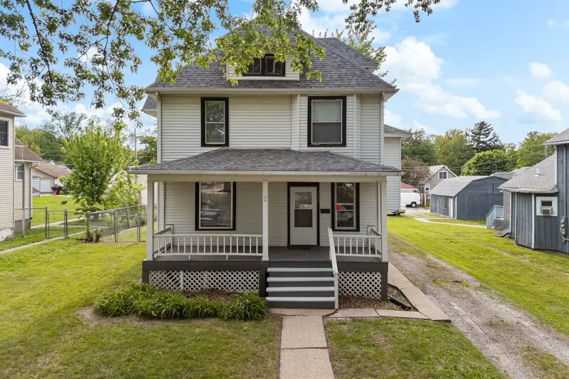 2132 Farnam Street, Davenport, IA 52803 - #2