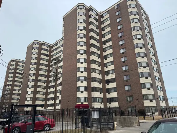 7337 S South Shore Drive #726, Chicago, IL 60649