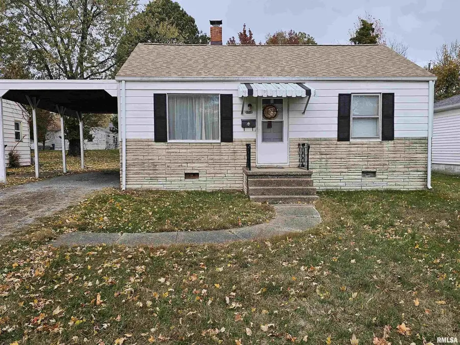 2712 Logan Street, Mount Vernon, IL 62864 - #2