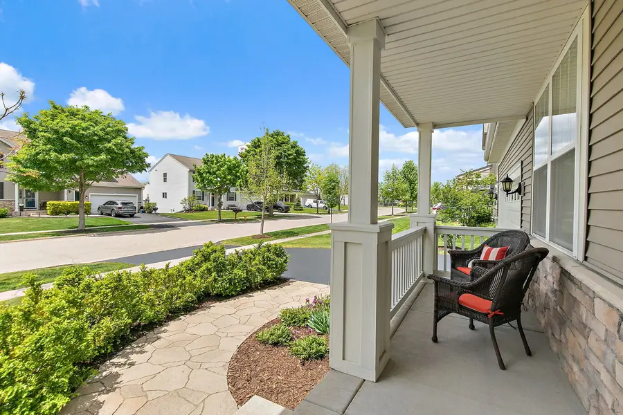 811 Singing Hills Drive, Volo, IL 60073 - #3