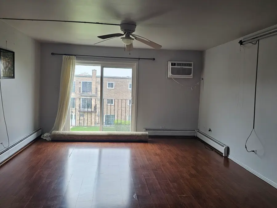 155 W Elk Trail #354, Carol Stream, IL 60188 - #2