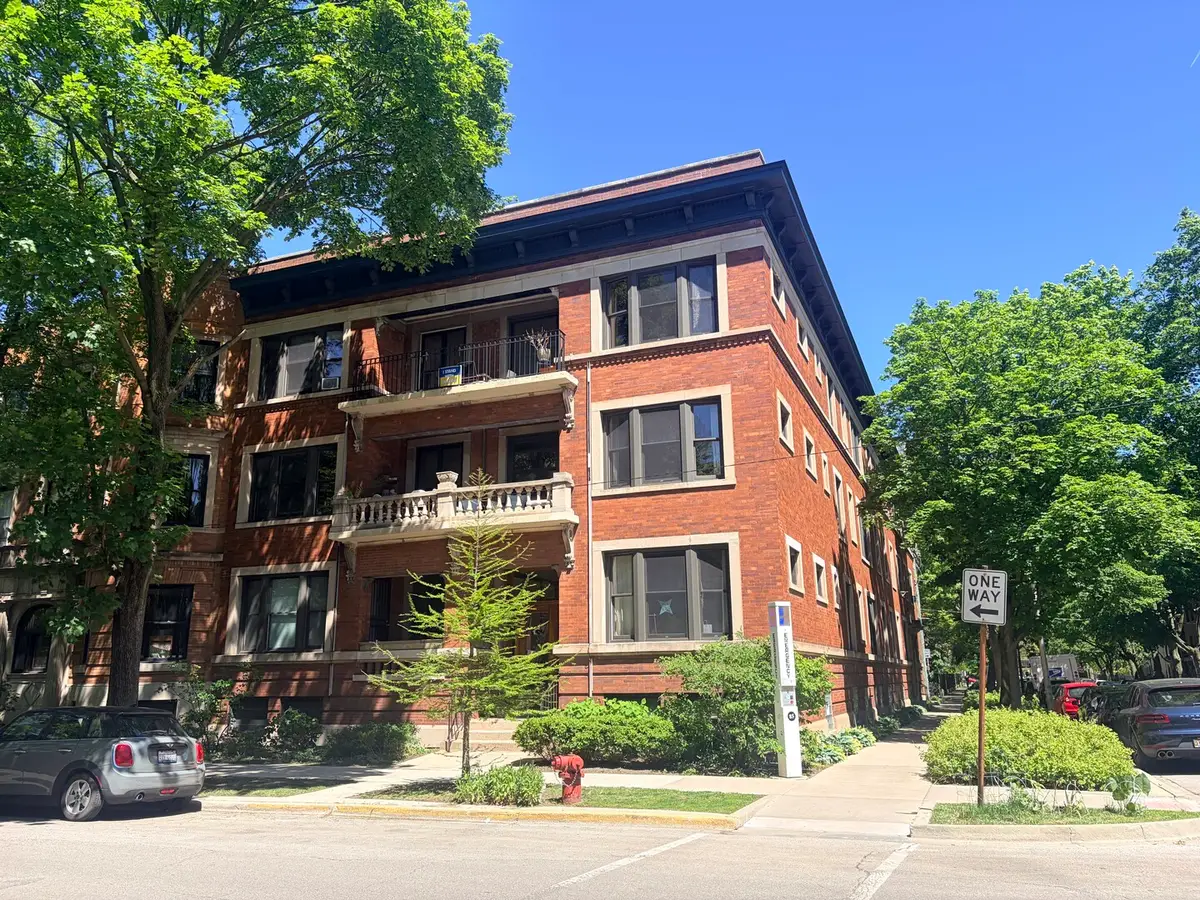 5559 S Blackstone Avenue #2, Chicago, IL 60637 - #1