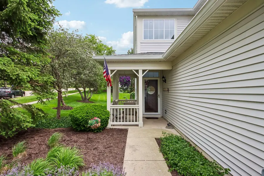 502 Heritage Court, Saint Charles, IL 60175 - #2