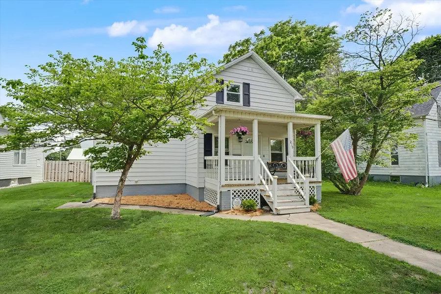 219 E Orleans, Paxton, IL 60957 - #3