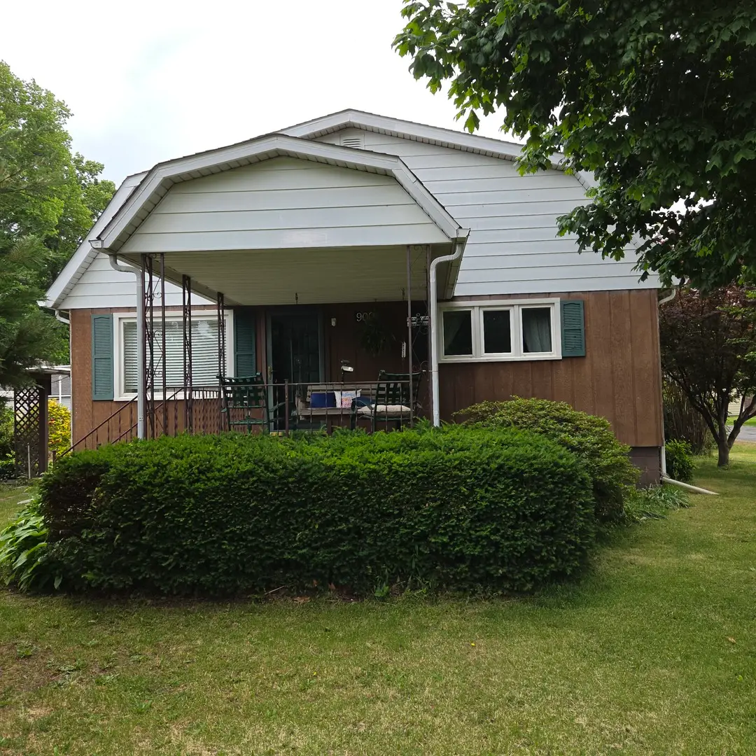 900 N Park Street, Sesser, IL 62884 - #1
