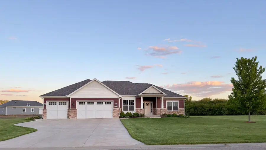 801 Ann Marie Drive, Utica, IL 61373 - #2
