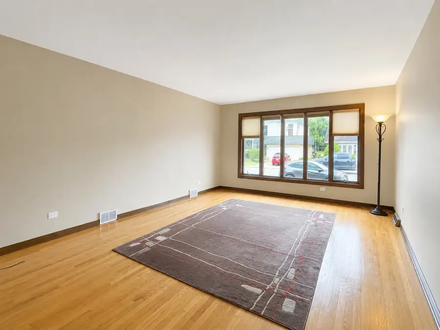 8414 W Brodman Avenue, Chicago, IL 60656 - #2