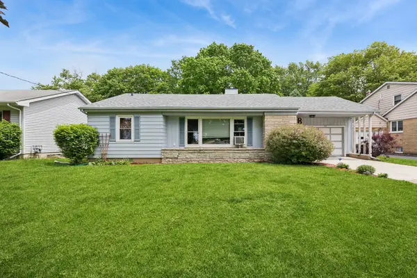 320 S Elm Street, Waterman, IL 60556