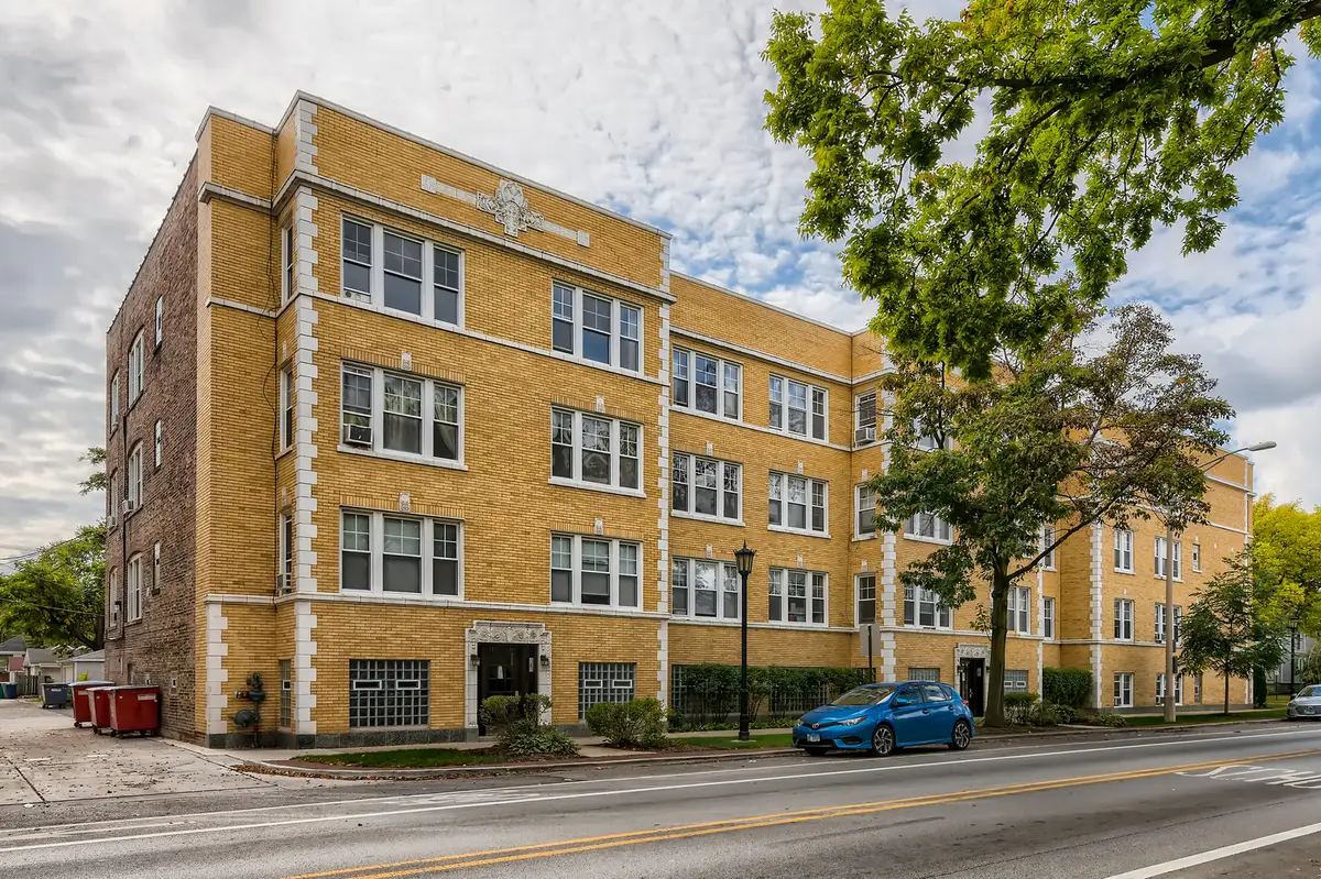 219 Chicago Avenue #2, Oak Park, IL 60302 - #1