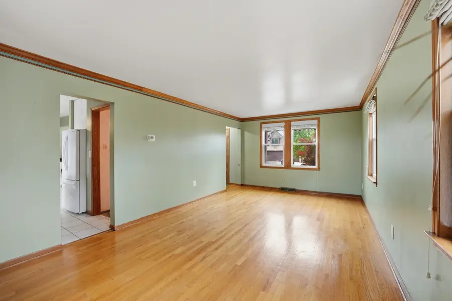 5910 W 88th Street, Oak Lawn, IL 60453 - #3