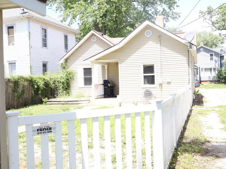 105 Lasalle Street, Streator, IL 61364 - #2