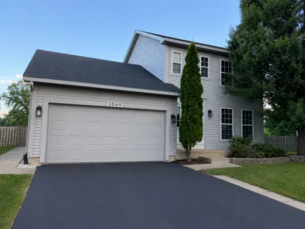 2069 Wedgewood Circle, Romeoville, IL 60446