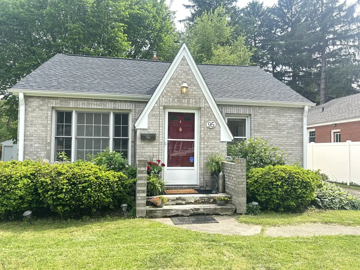 95 Roosevelt Street, Saint Charles, IL 60174 - #1