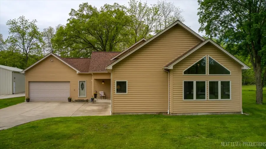 6740 Sundown Lane, Yorkville, IL 60560 - #2