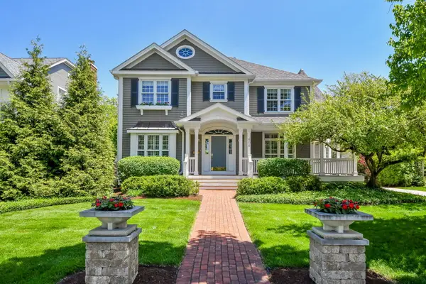 605 Euclid Avenue, Glen Ellyn, IL 60137
