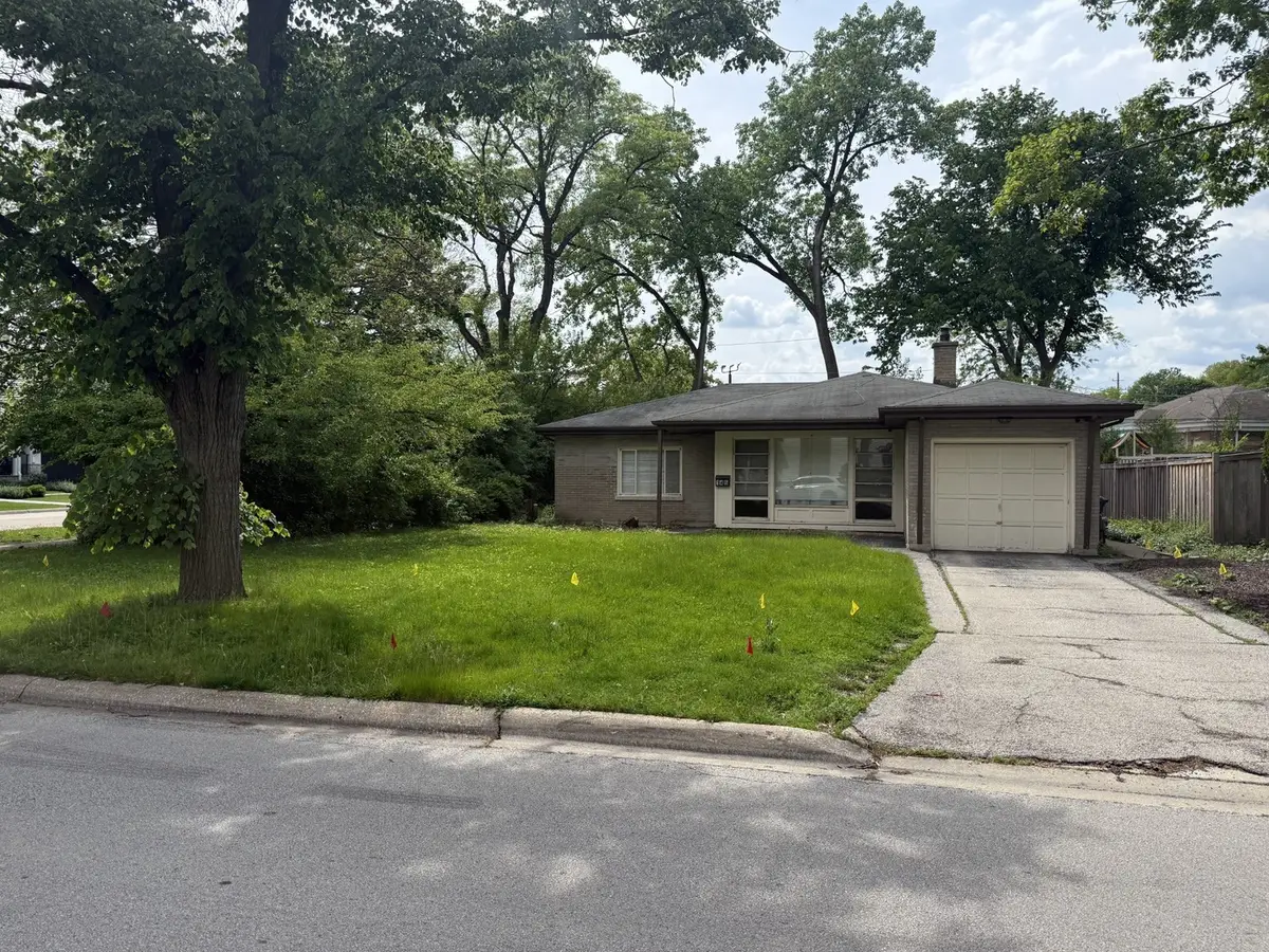 146 S Madison Street, Hinsdale, IL 60521 - #1