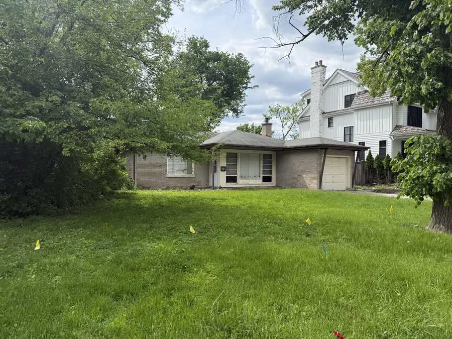 146 S Madison Street, Hinsdale, IL 60521 - #2
