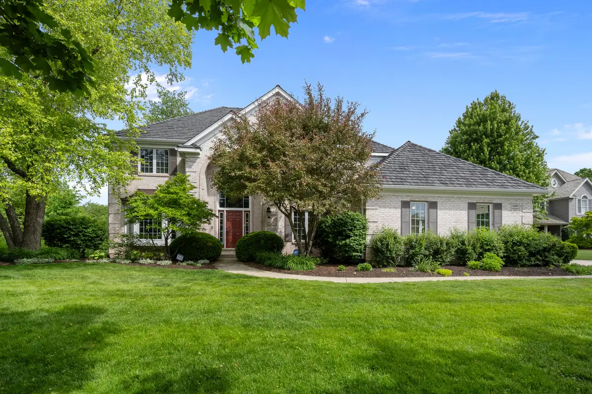 14584 N Somerset Circle, Libertyville, IL 60048 - #1