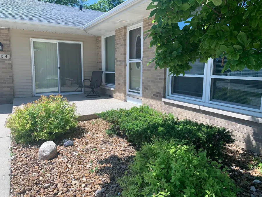 804 Grant Street, Harvard, IL 60033 - #2