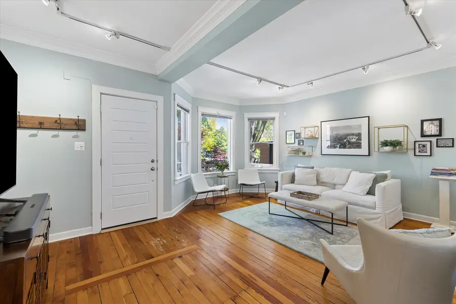 4024 N Bell Avenue, Chicago, IL 60618 - #3