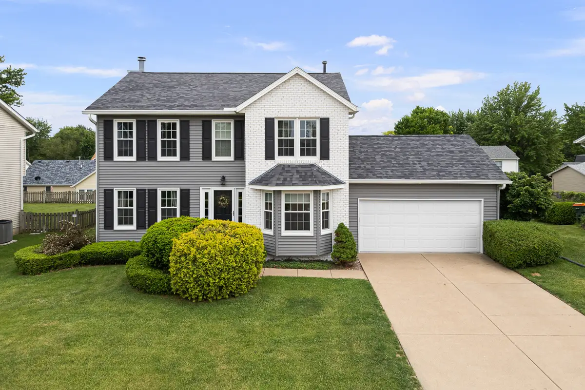 737 W 58th Street, Davenport, IA 52806 - #1