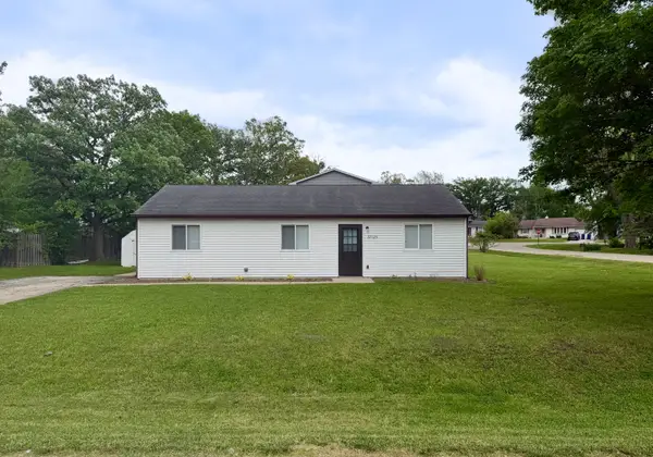 37125 N Summerfield Drive, Lake Villa, IL 60046