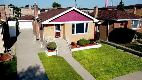 286 Oglesby Avenue, Calumet City, IL 60409