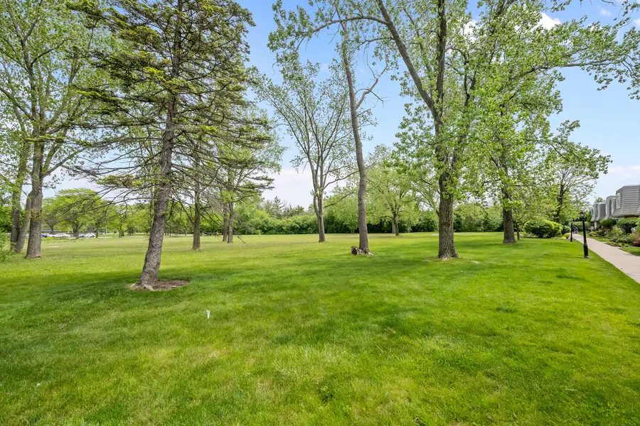 628 Calais Circle, Highland Park, IL 60035 - #2