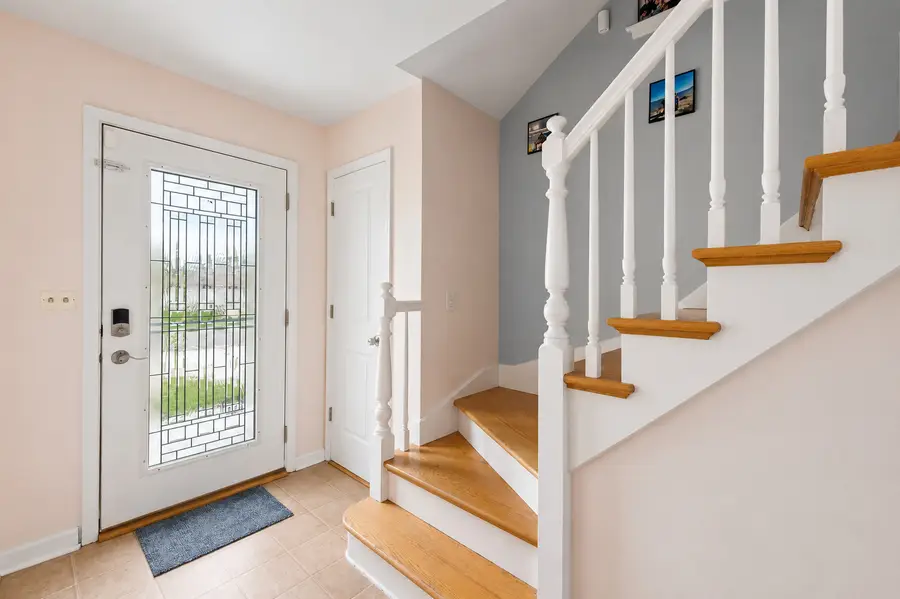 442 Courtesy Lane, Des Plaines, IL 60018 - #3
