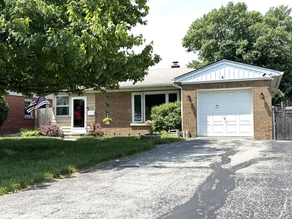 5224 Wolf Road, Western Springs, IL 60558 - #1