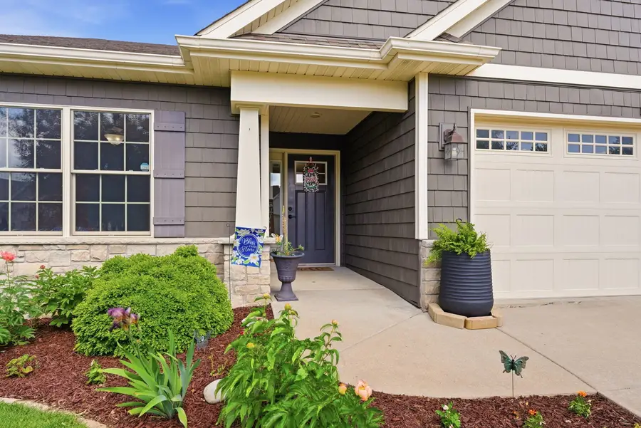 605 Danielle Court, Blue Grass, IA 52726 - #2