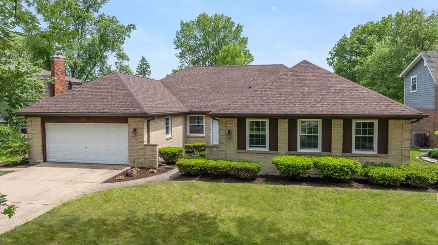 541 Williamsburg Road, Glen Ellyn, IL 60137 - #2