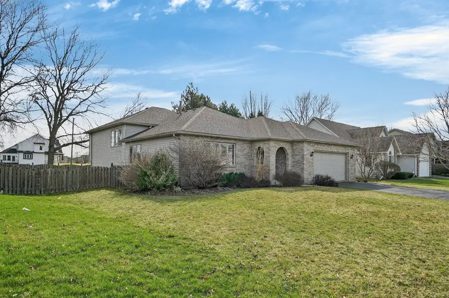 420 Windsor Drive, Oswego, IL 60543 - #3