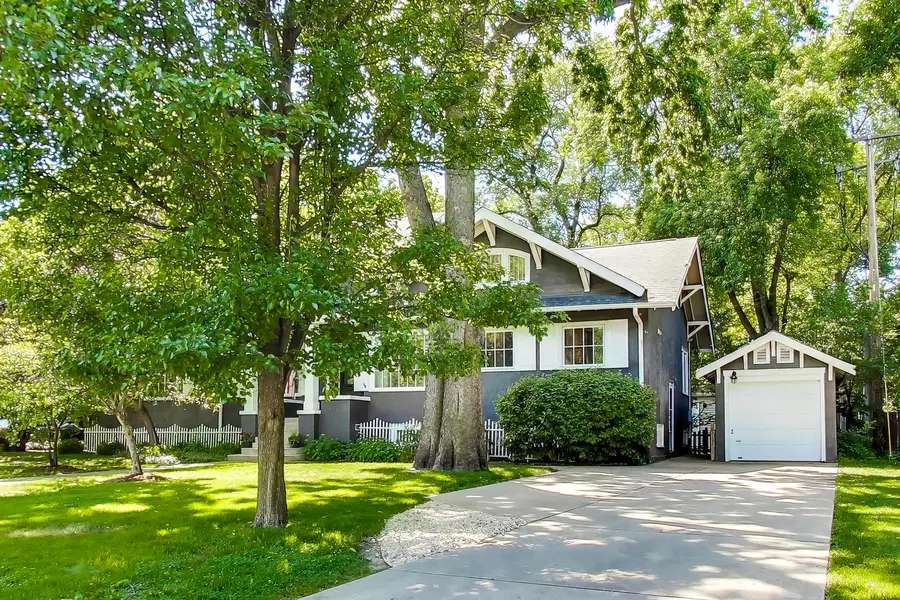 172 Barrypoint Road, Riverside, IL 60546 - #3