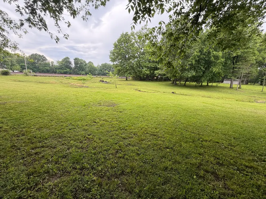 517 Fremont Street, Kinmundy, IL 62854 - #3