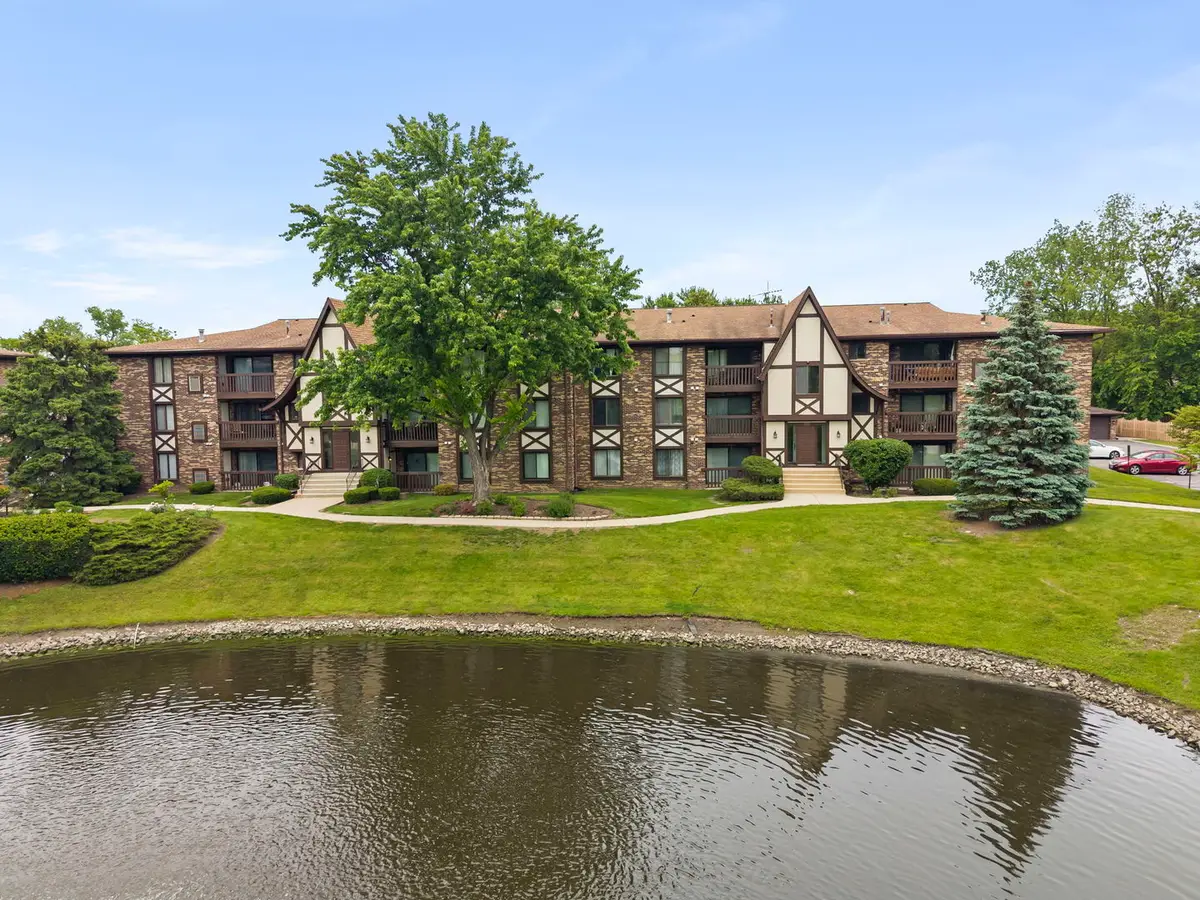 525 Cumnor Road #306, Westmont, IL 60559 - #1