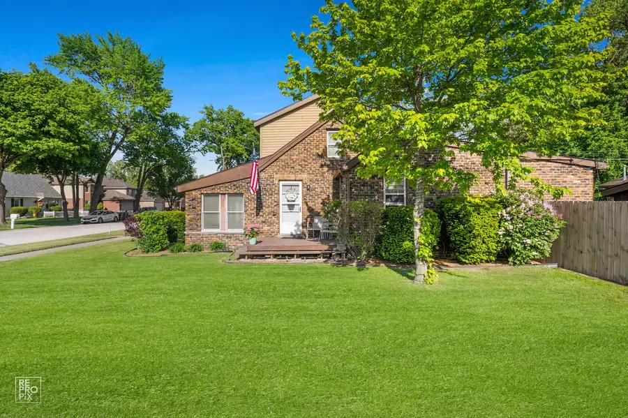 5849 W 90th Street, Oak Lawn, IL 60453 - #2