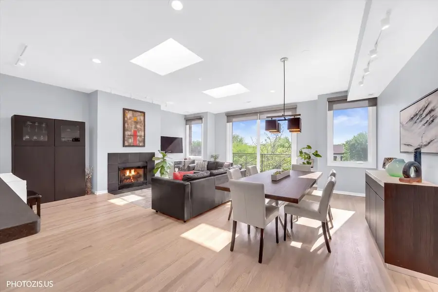 2919 N Southport Avenue #4, Chicago, IL 60657 - #3