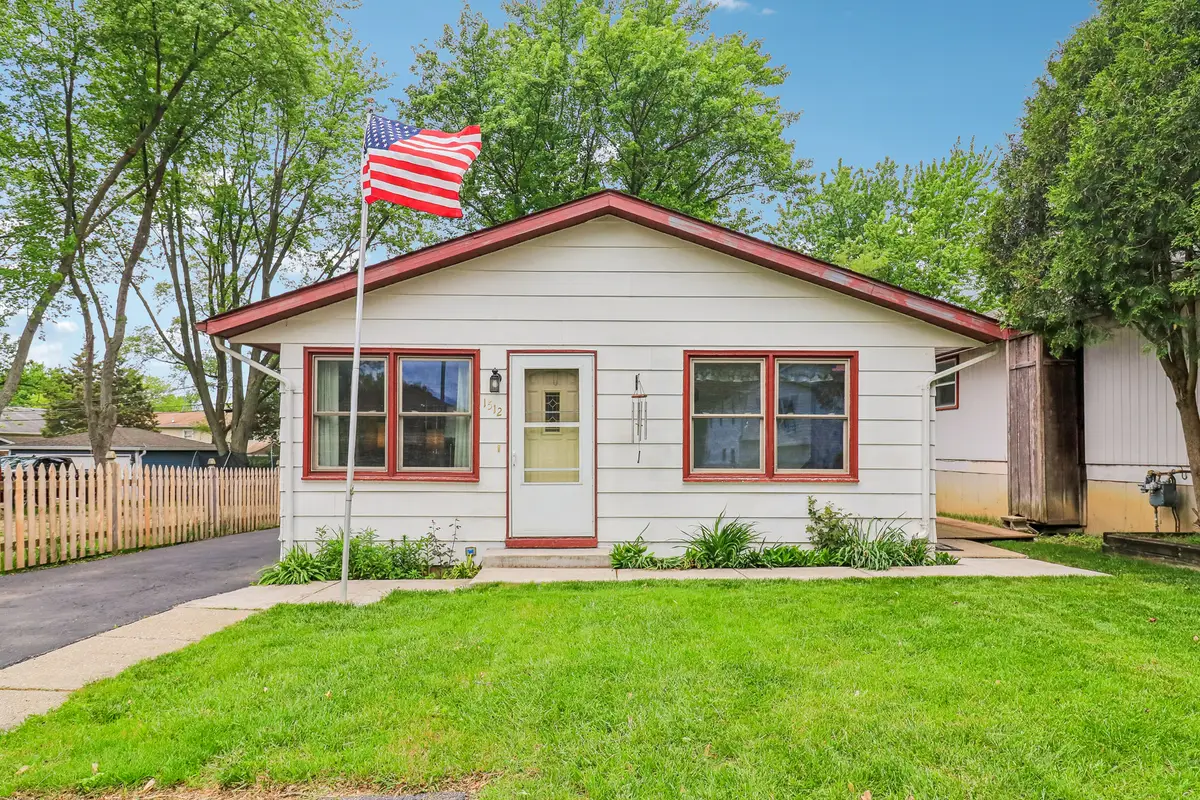 1512 Elm Avenue, Round Lake Beach, IL 60073 - #1