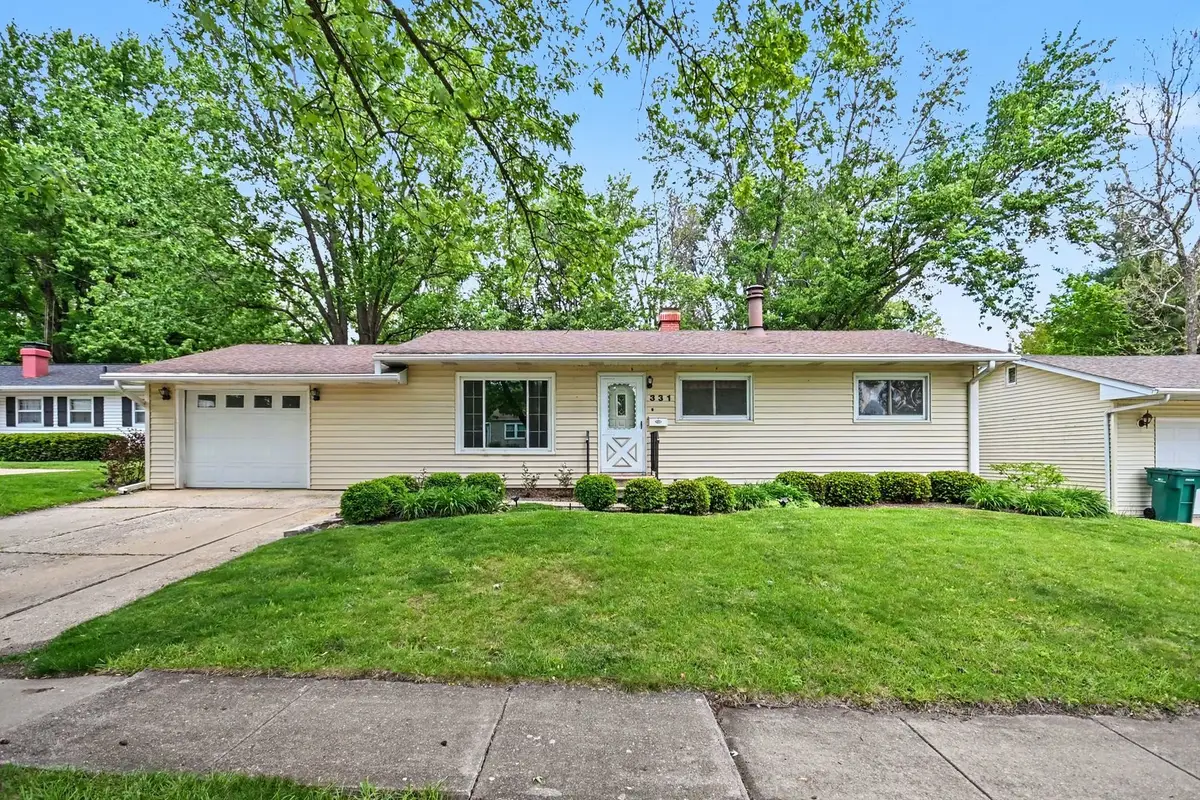 331 E Dresser Road, Dekalb, IL 60115 - #1