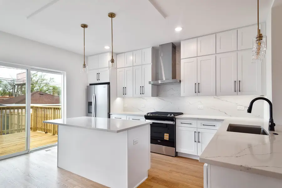 4938 W Medill Avenue, Chicago, IL 60639 - #2