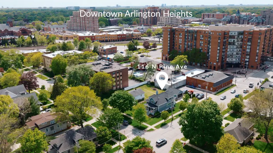 116 N Pine Avenue, Arlington Heights, IL 60004 - #2